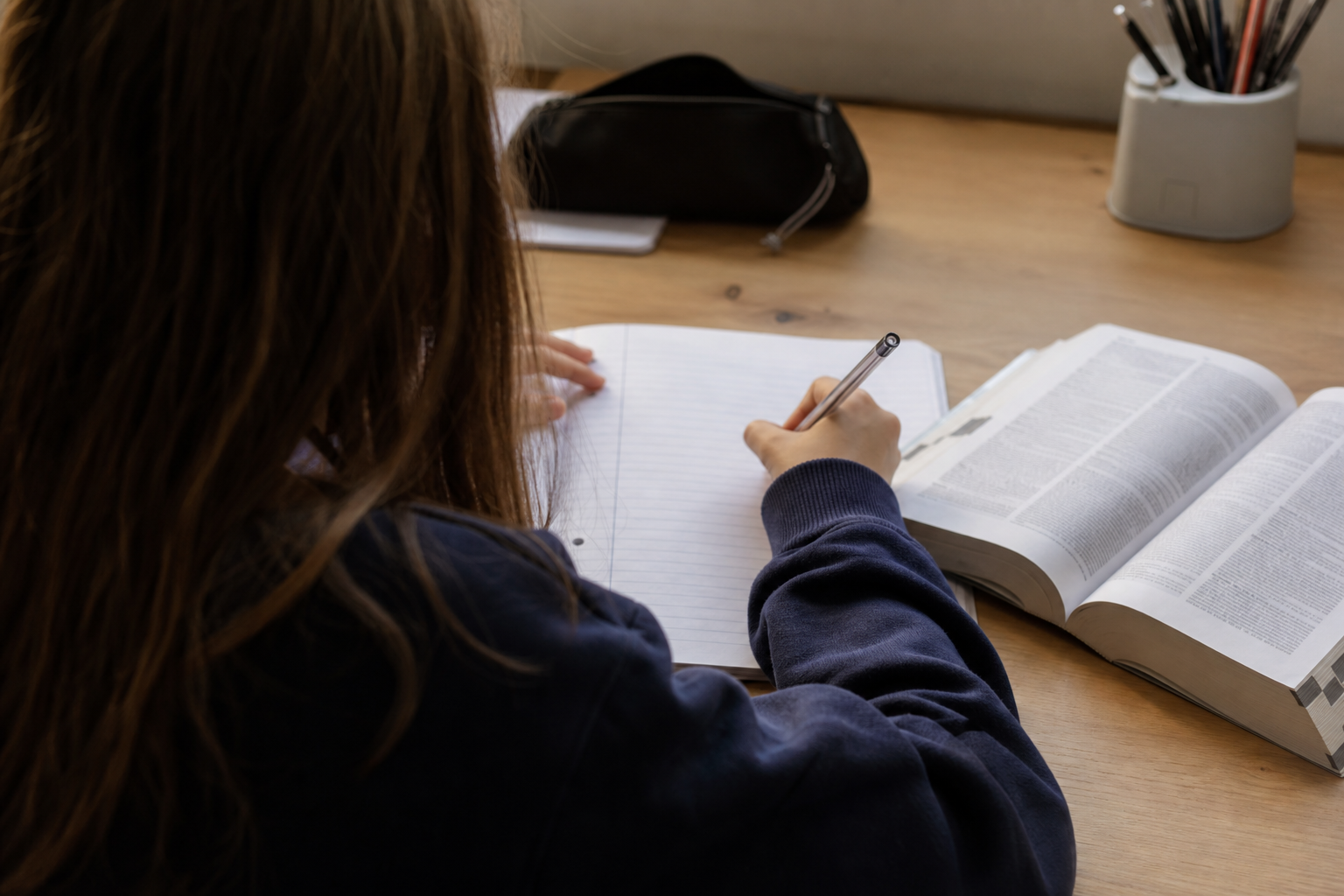 Quel synonyme de « permettre » choisir selon votre phrase ?